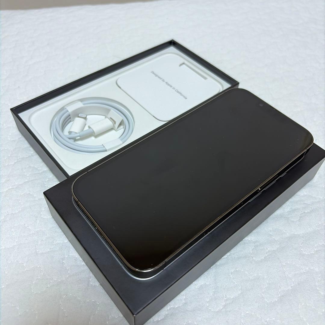 【美品】Apple iPhone 13Pro スペースグレー 本体　256GB