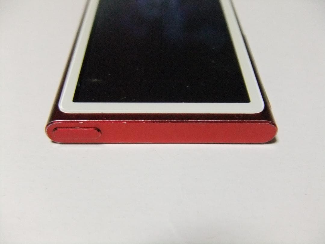 バッテリー・タッチパネル交換　iPod Nano (第7世代) レッド 16GB