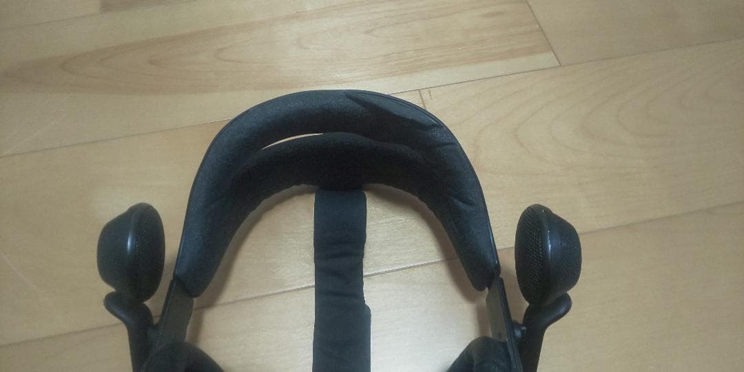 【ケーブル欠品】Valve Index VRヘッドセットと付属品トラッカー付き
