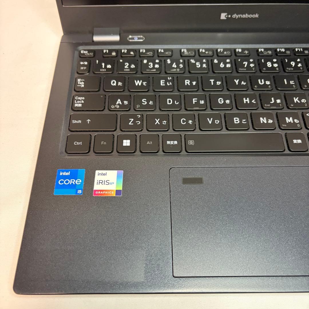 美品 使用少 dynabook G83 第11世代 i5 16GB 256GB