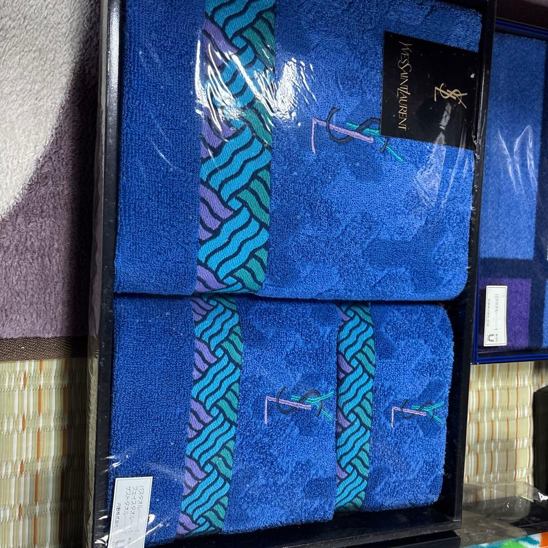Yves Saint Laurent タオルセット　イブサンローラン