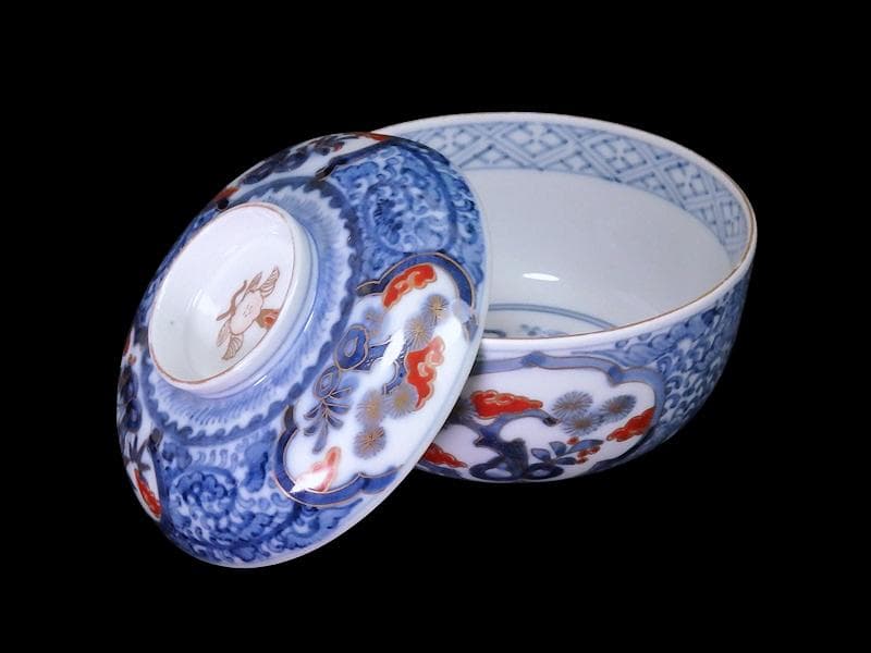 九谷　大聖寺伊万里　染錦　唐草に松竹梅の図　大振蓋茶碗　C435AS-fbvp