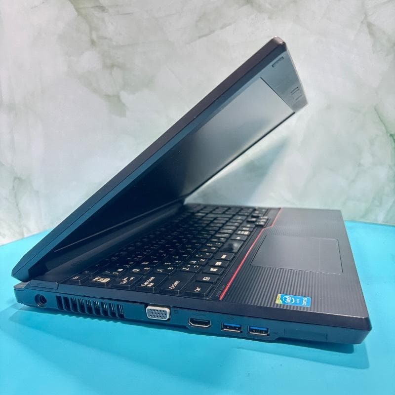 ジャンク価格【オフィス付】富士通★Win11Pro★爆速SSD★i3ノートPC