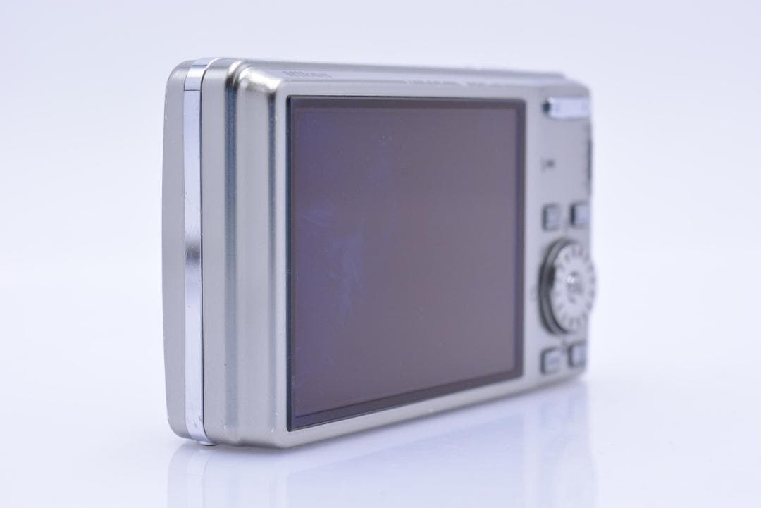 【希少・付属品完備】Nikon COOLPIX S600シルバーオールドコンデジ