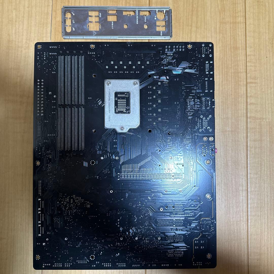 ASRock H570 PHANTOM GAMING 4 マザーボード