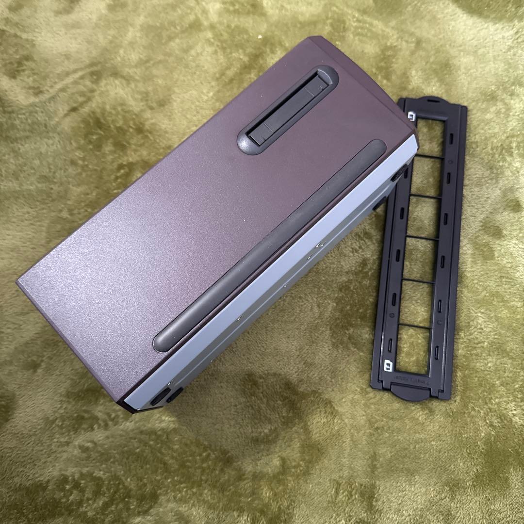 Plustek OpticFilm 8300i フィルムスキャナー