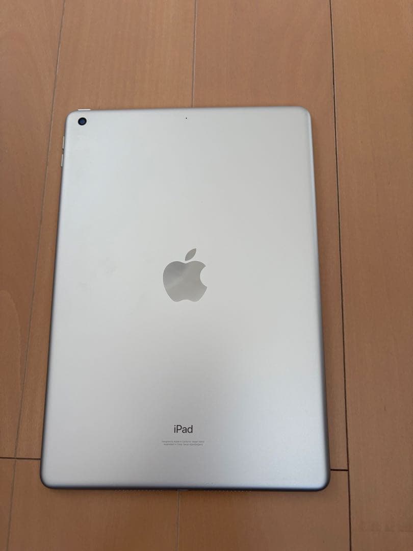 Apple iPad (第9世代) シルバー 64GB Wi-Fi