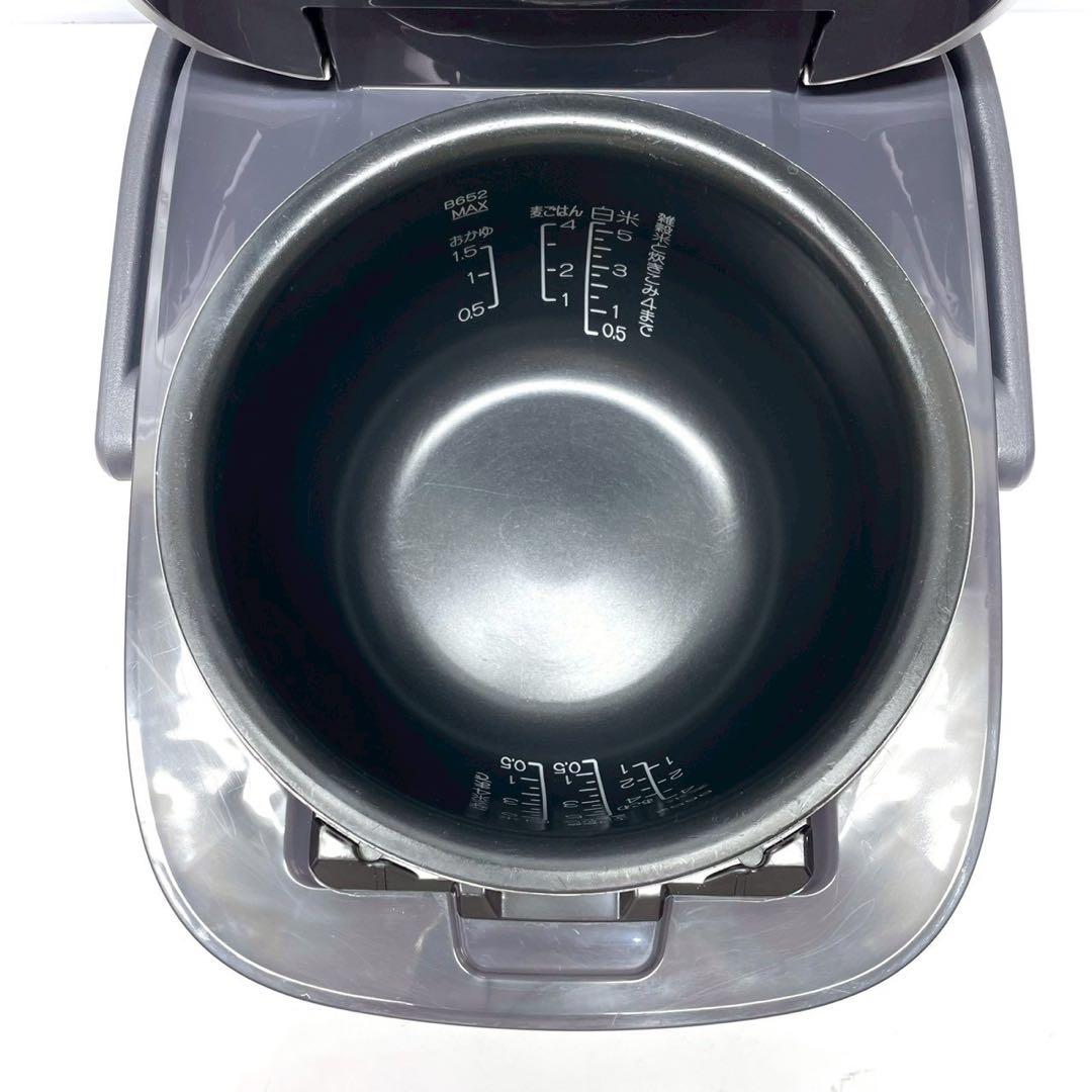 美品　象印 炎舞炊き 圧力IH炊飯ジャー　5.5合炊き　NW-PV10 2023