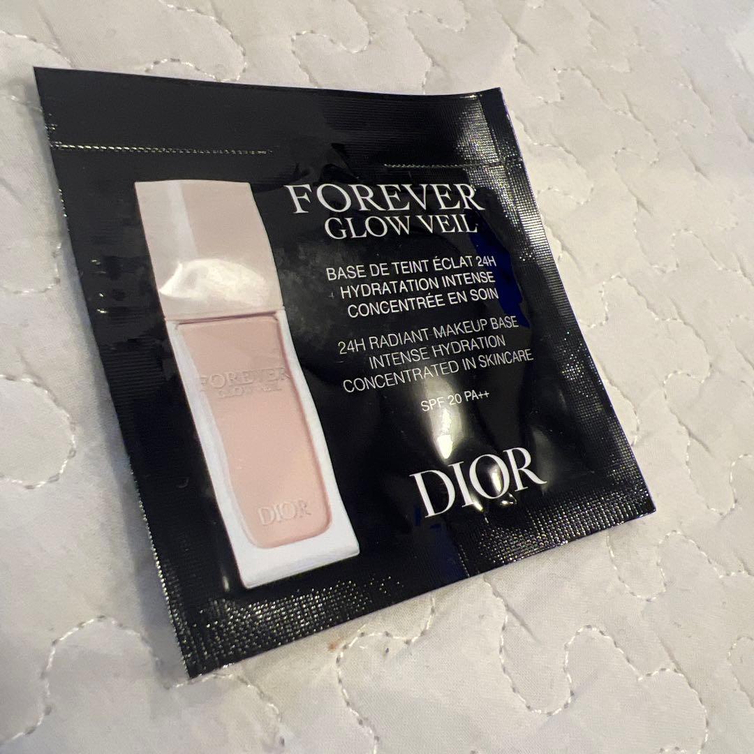 Dior 新作 ディオール フォーエヴァー フルイド　スキングロウ 1CR