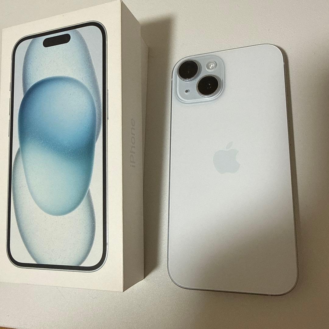 Apple iPhone 15 128GB本体と箱付き