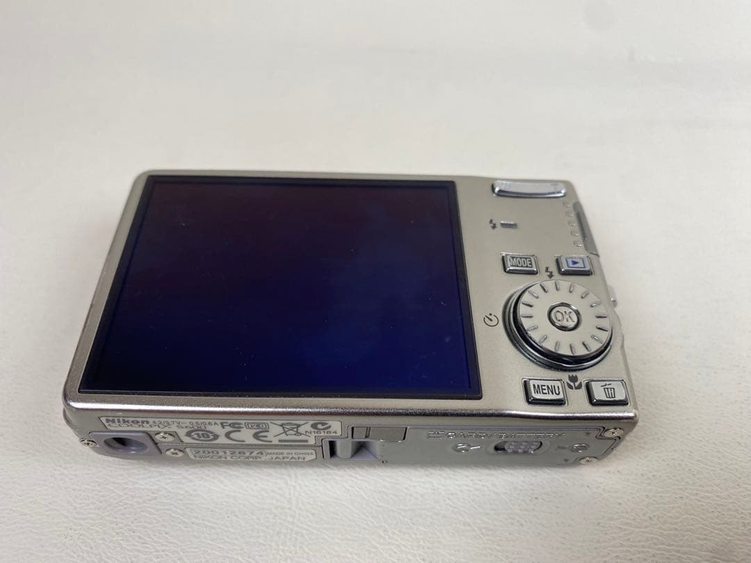 デジタルカメラ Nikon Coolpix S600