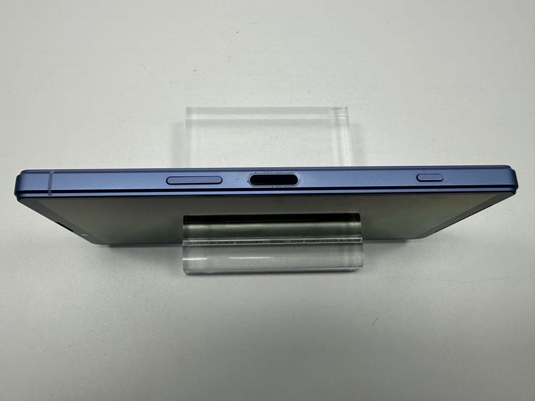 外観美品 SONY Xperia 5 V docomo so-53d ブルー