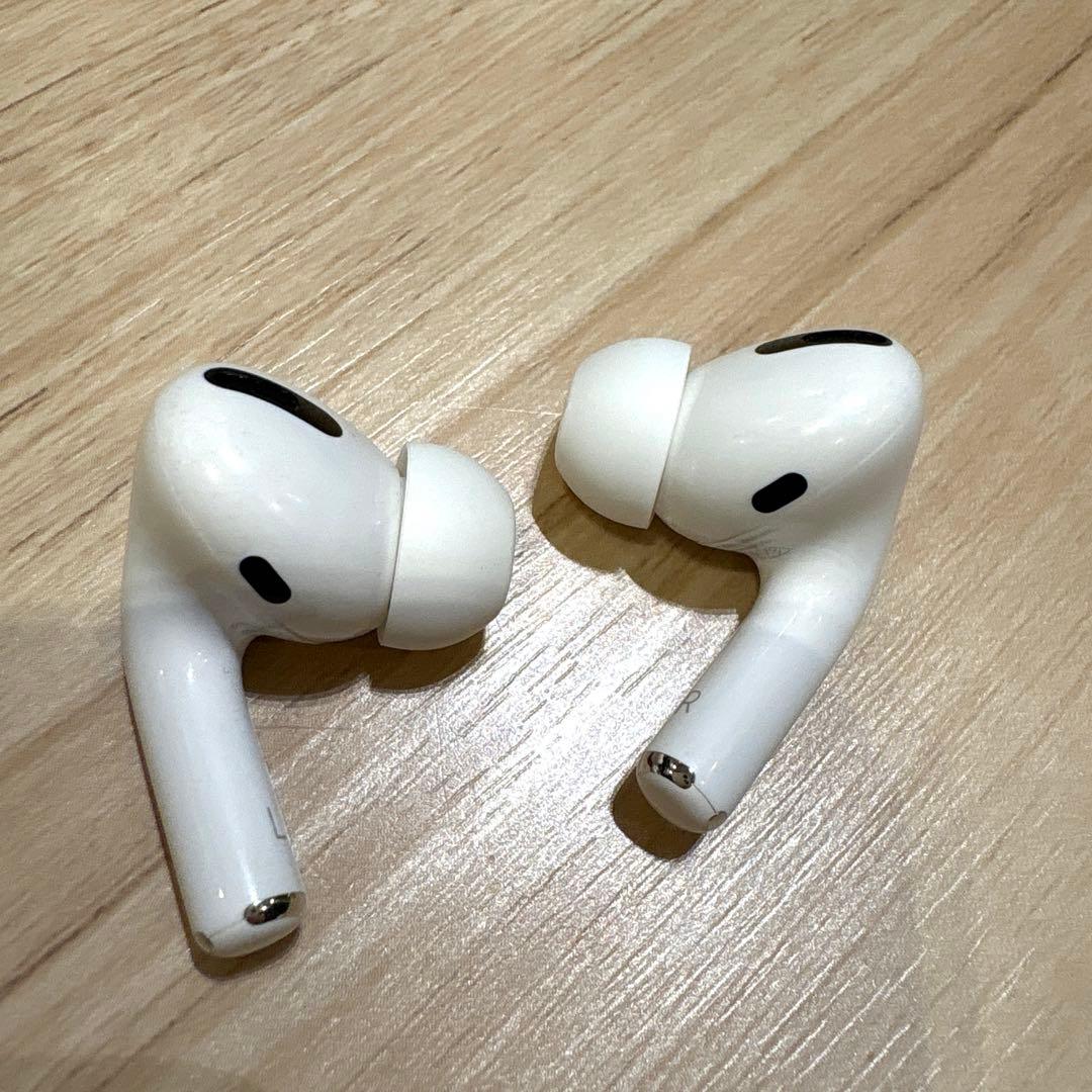 【Apple】AirPods Pro 第1世代 正規品（動作確認済）