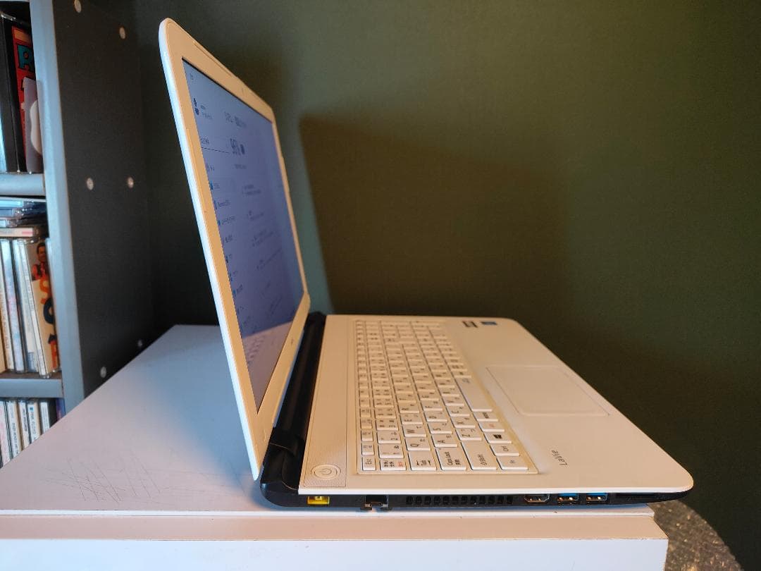Windowsノート本体 NEC Lavie PC-LE150T1W Windows11 MSOffice