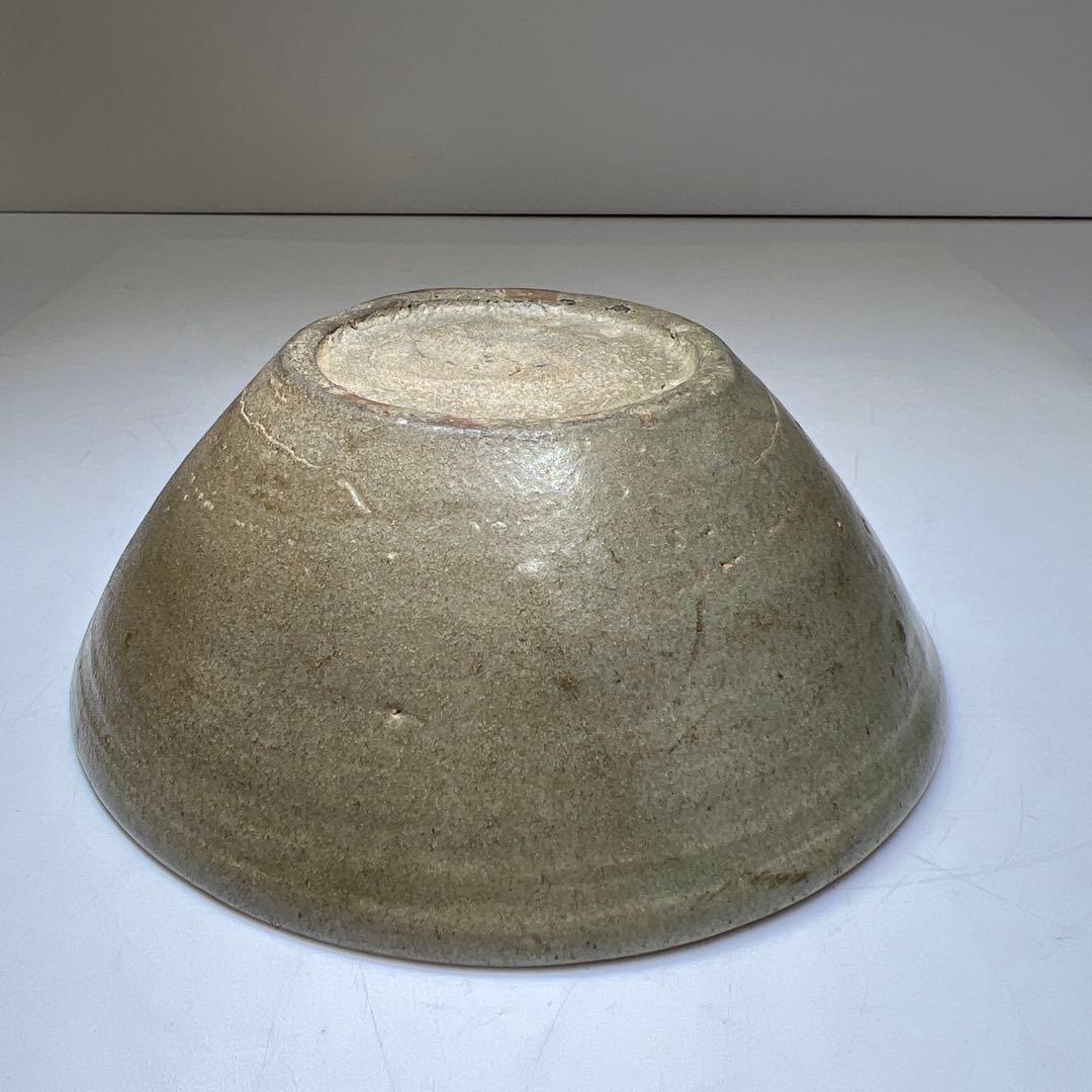 青磁皿　合箱　口径約15.5㎝　東Y8-0226③