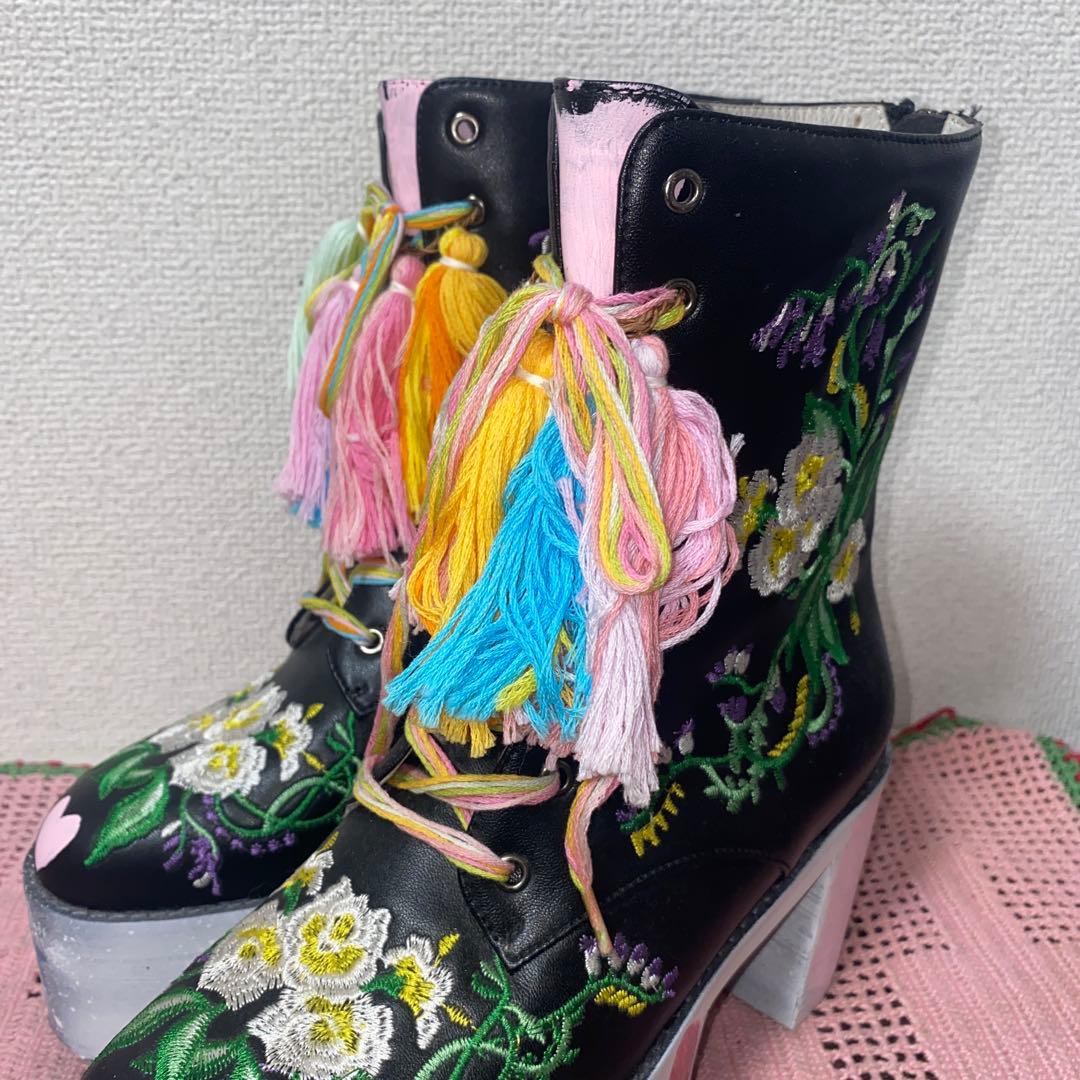 アートブーツ カラフル刺繍 厚底　インテリア