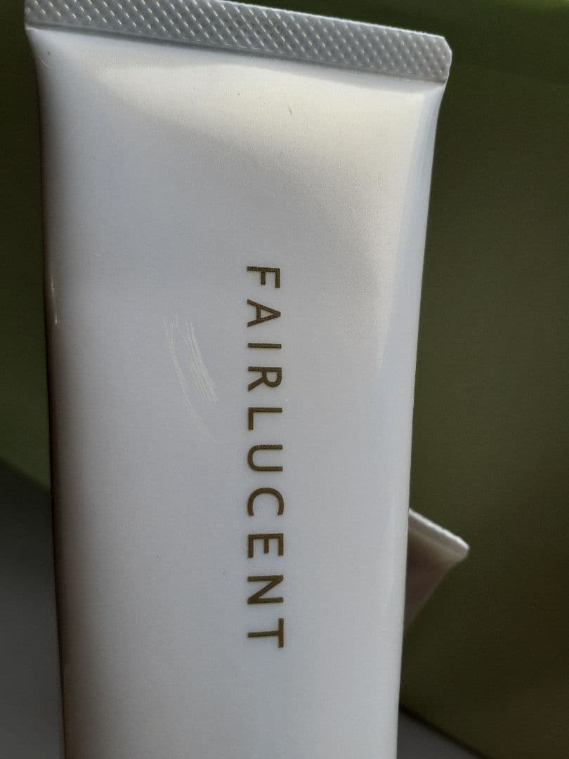 MENARD FAIRLUCENT pack white 2本セット
