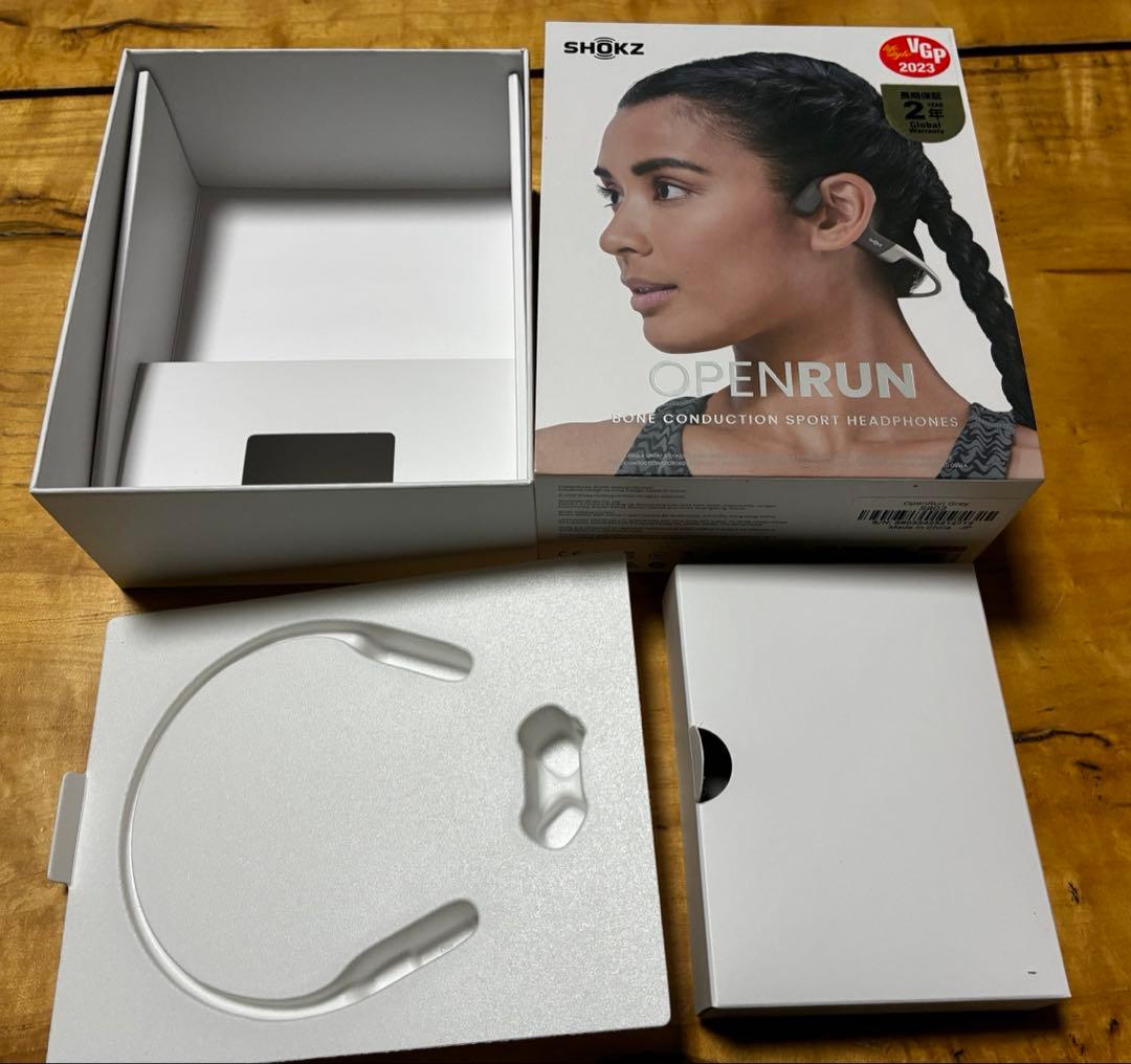 【美品】SHOKZ OPENRUN 骨伝導イヤホン