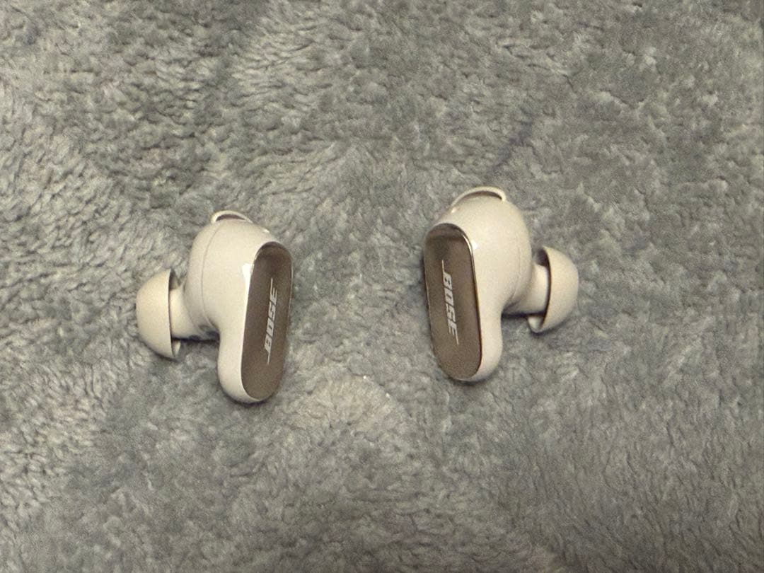 BOSE QuietComfort Ultra Earbuds ホワイト