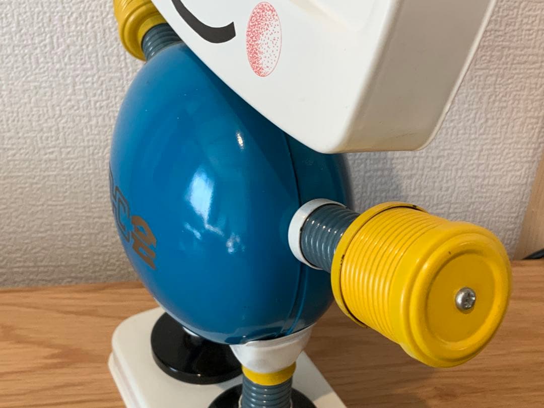 ロボット　置物