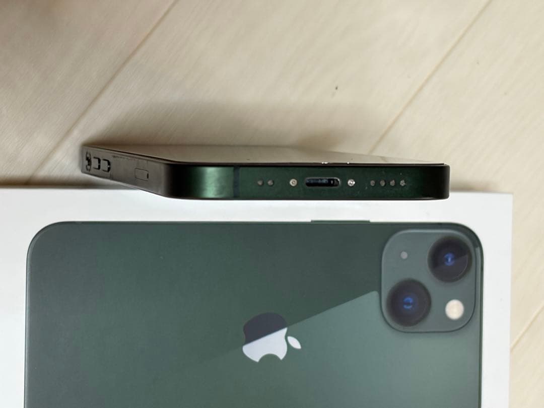 k*a様 Apple iPhone 13 ミッドナイトグリーン 本体