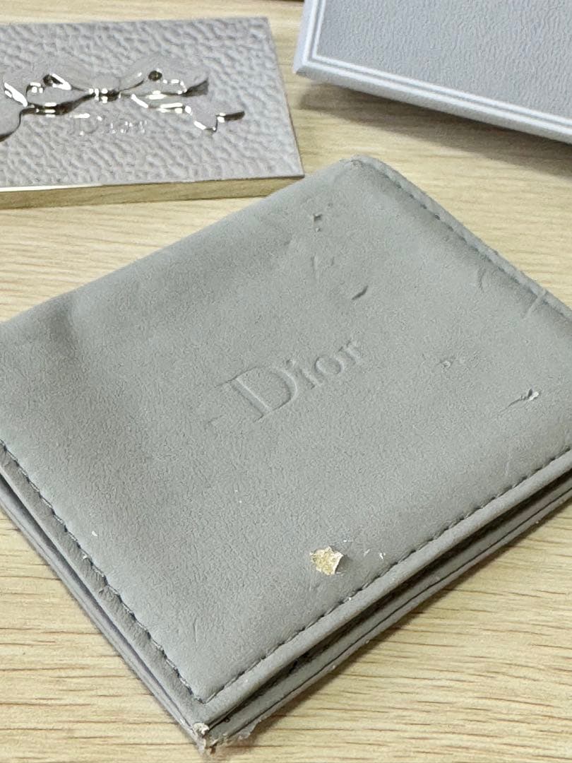 Dior ミラー　リボンマーク