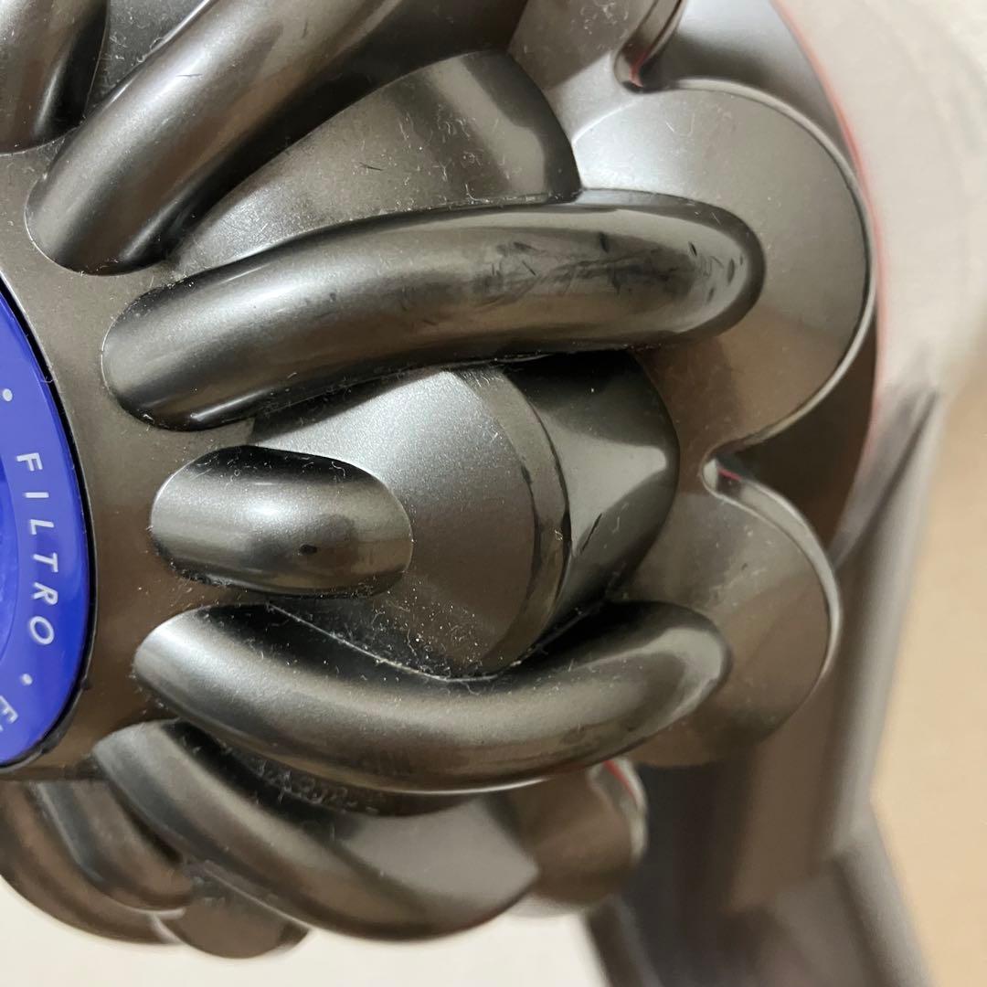 ダイソン掃除機 V8 本体 コードレスクリーナー