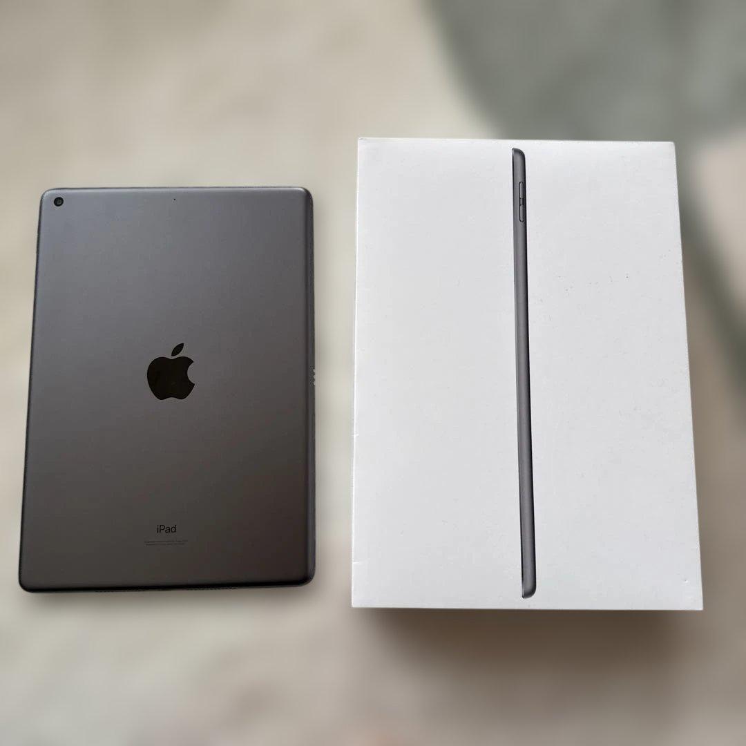 Apple iPad (第9世代) 64GB スペースグレー
