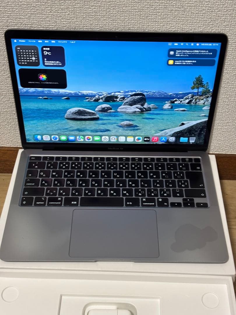 MacBook Air 13インチ　M1 256GB 8GB 2020