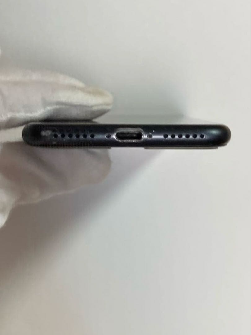 iPhone8 ブラック(スペースグレイ)　64GB