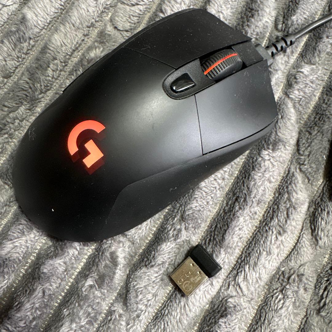 Razer ホワイト 有線キーボードとLogitech G703hマウスセット