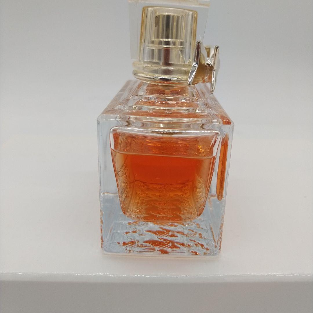 ディオール　アブソリュートリー　ブルーミング　オードゥ　パルファン　50ml