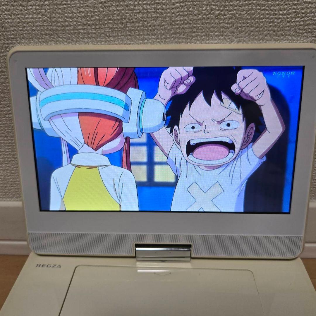 高年式TOSHIBA REGZA レグザポータブルプレーヤー美品