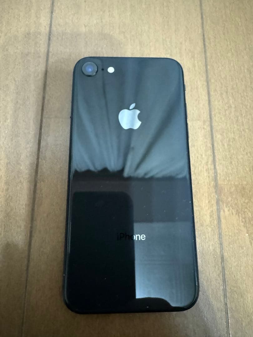 P*h様 iPhone8 64GB スペースグレイ