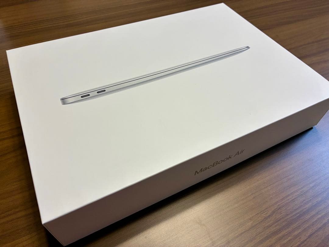 MacBook本体 MacBook Air Retina 13 inch 16GB 256GB