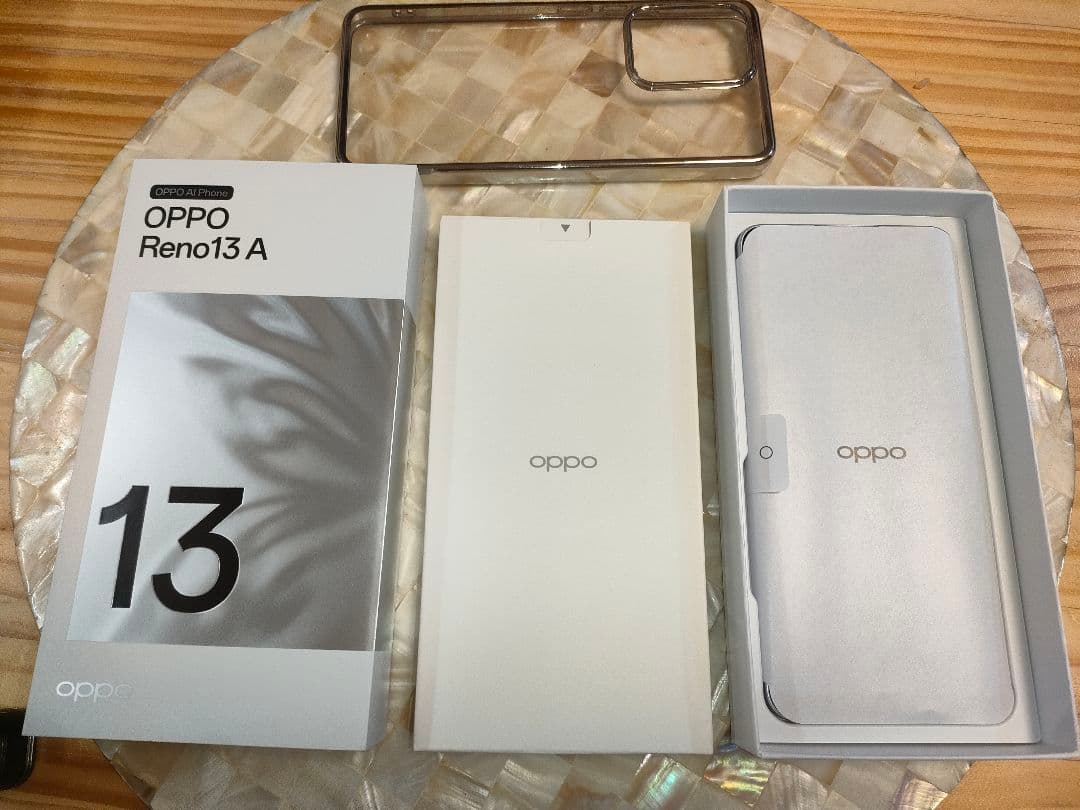 【美品】OPPO　Reno13a 本体　カバー　カメラガラスフィルム施工済