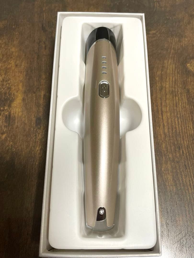【新品未使用】LOABI ロアビ EMS美顔器　リフトアップ　むくみ　シワ