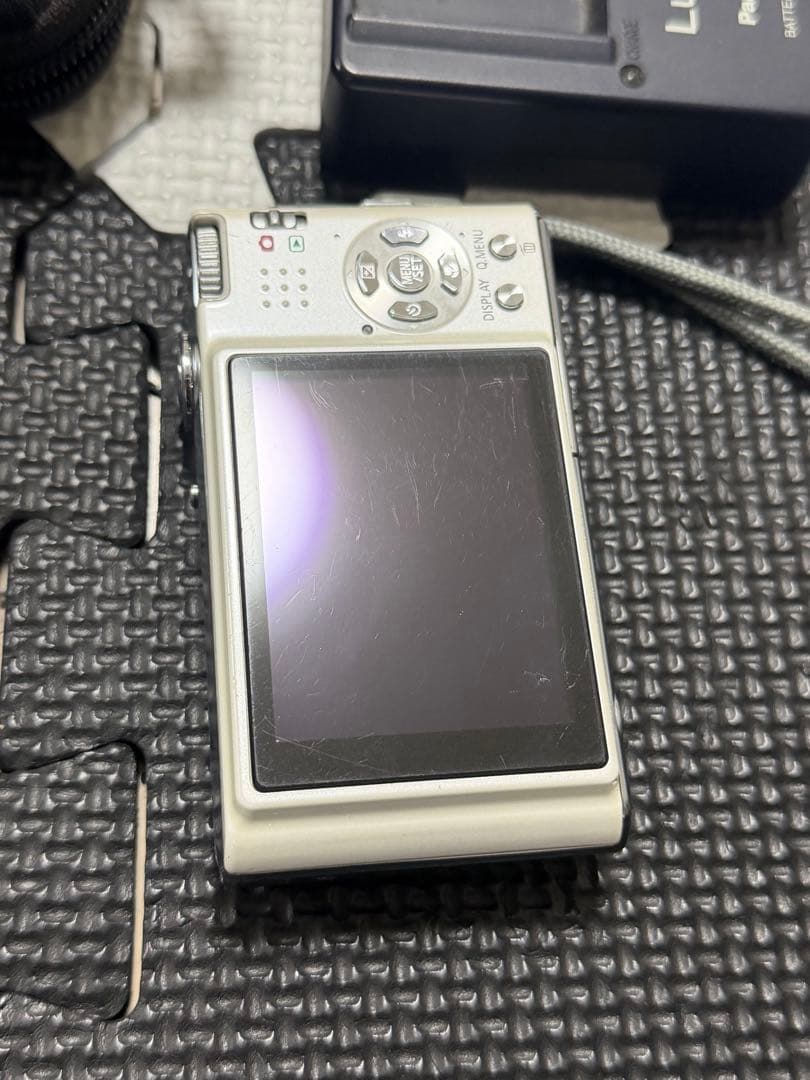 Panasonic LUMIX DMC-FX37コンパクトデジタルカメラ