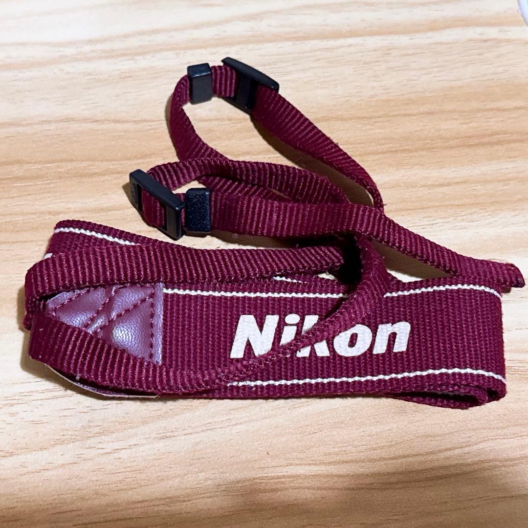 Nikon D3200 レッド 赤 本体＋ストラップ