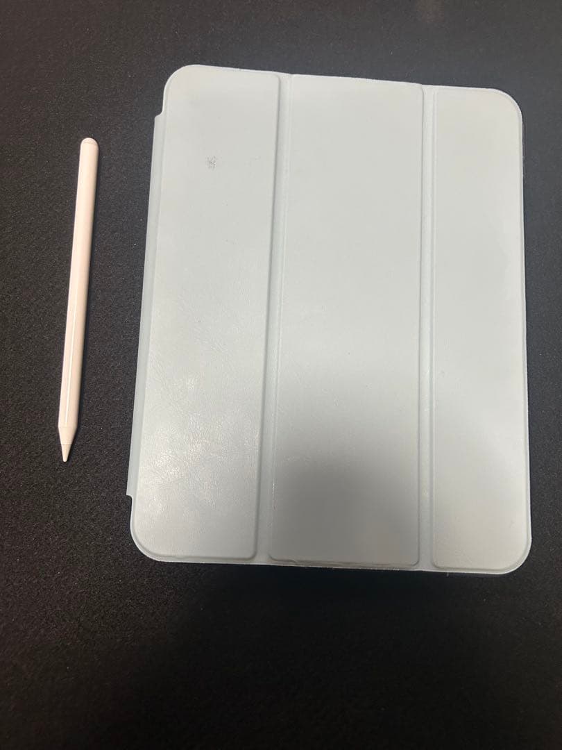 Apple iPad A16 シルバー [外箱、ペンシル（非正規）付き]