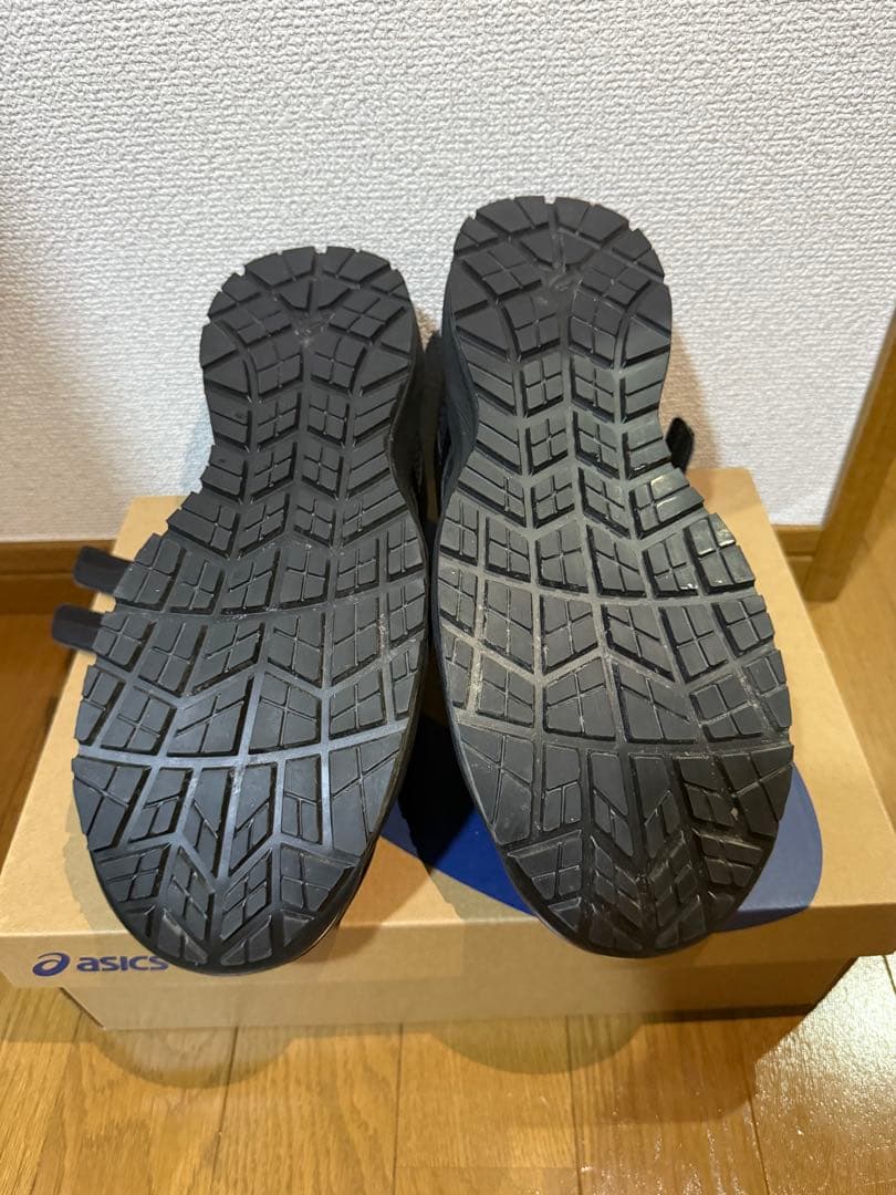 asics ウィンジョブ CP215 27