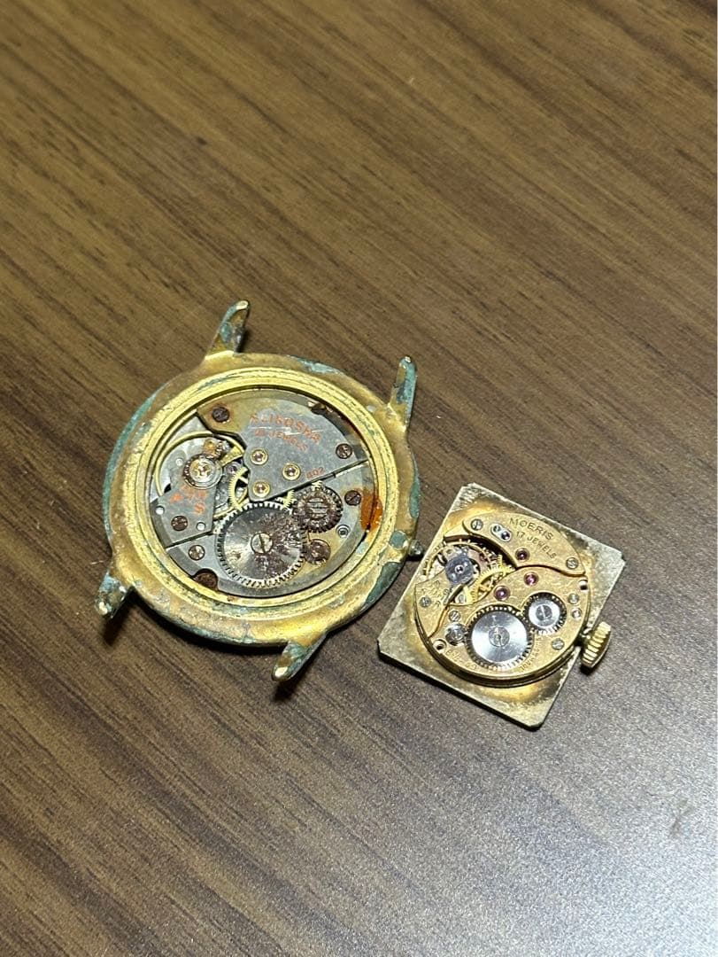 【ジャンク品】SEIKO 腕時計パーツ　2本セット 不稼動品