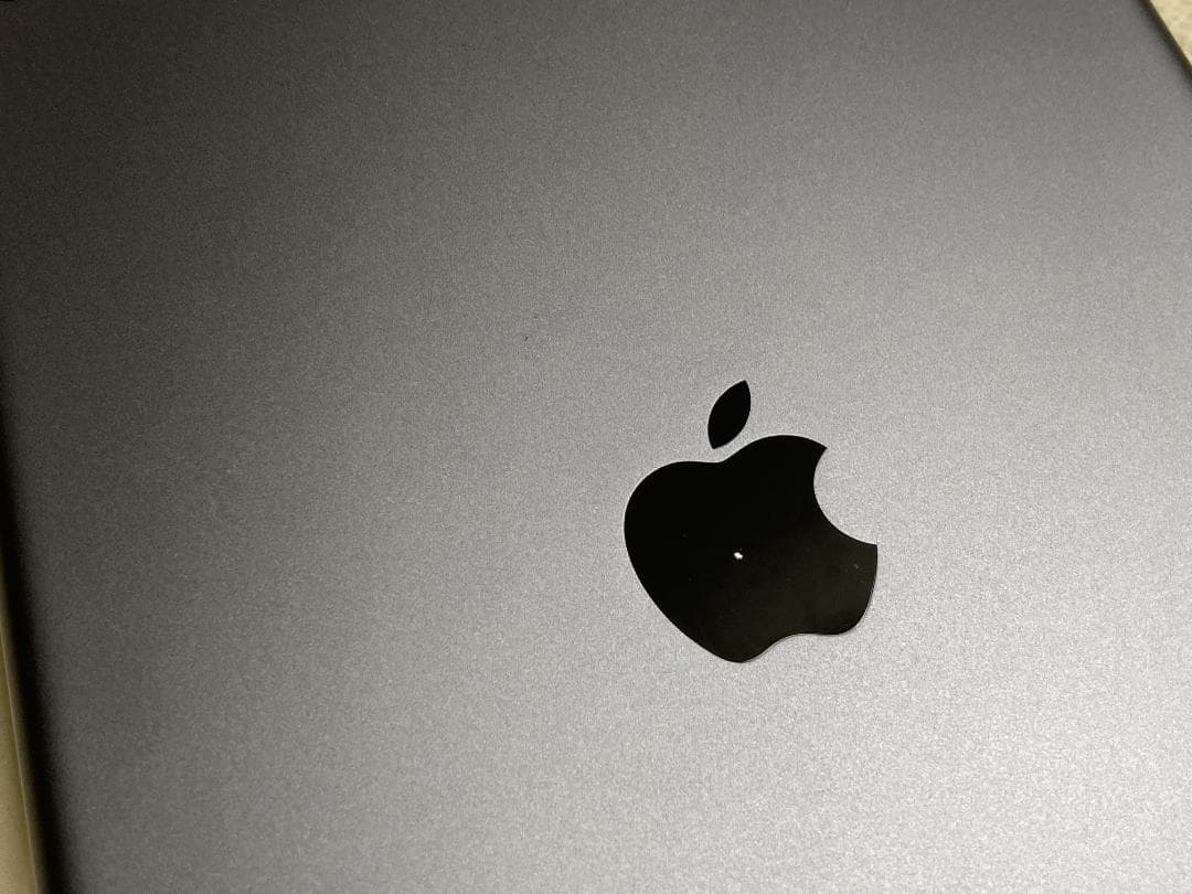 ◆❖ Apple iPad 8世代 セルラー32GB 本体 スペースグレー ❖◆