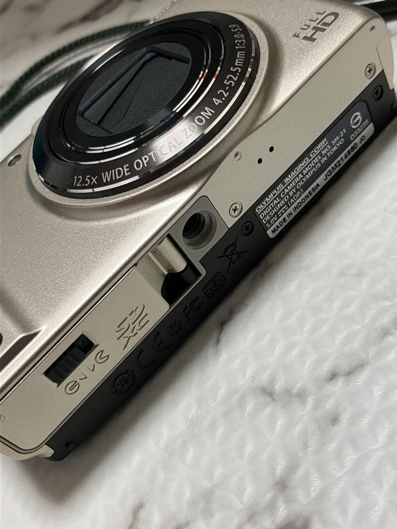 ★OLYMPUS★コンパクトデジタルカメラ「SH-21」