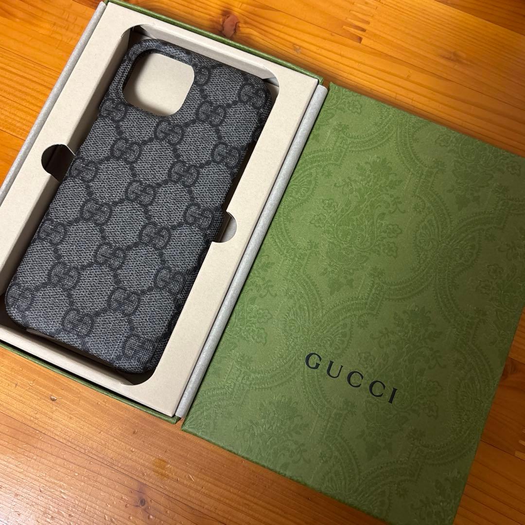 iPhone15 グッチ　ケース　新品未使用