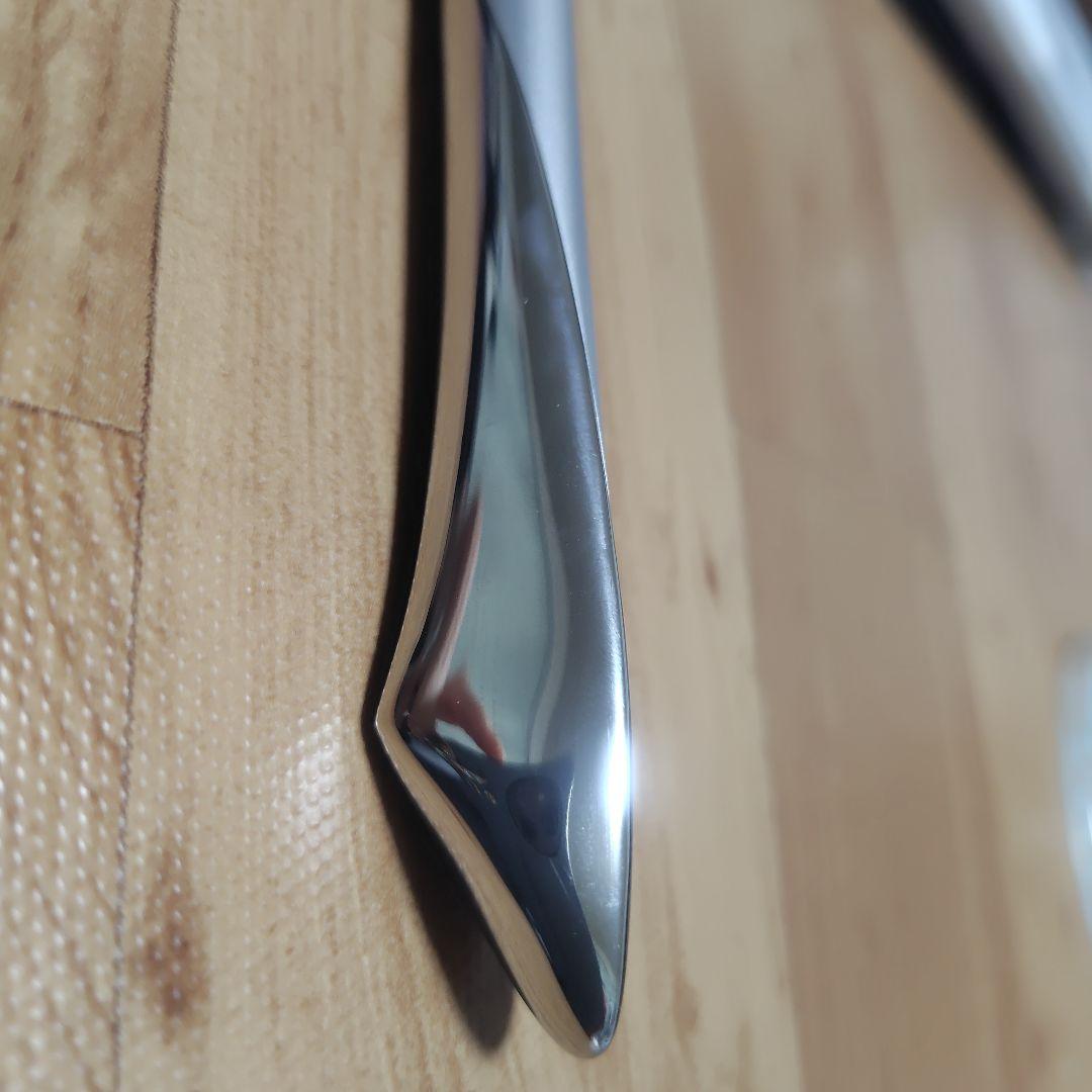 SALONIA ペン型美顔器　紗栄子愛用