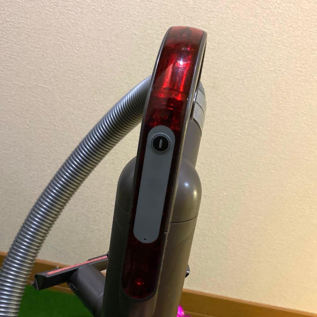 ダイソン　Dyson キャニスター掃除機 DC22