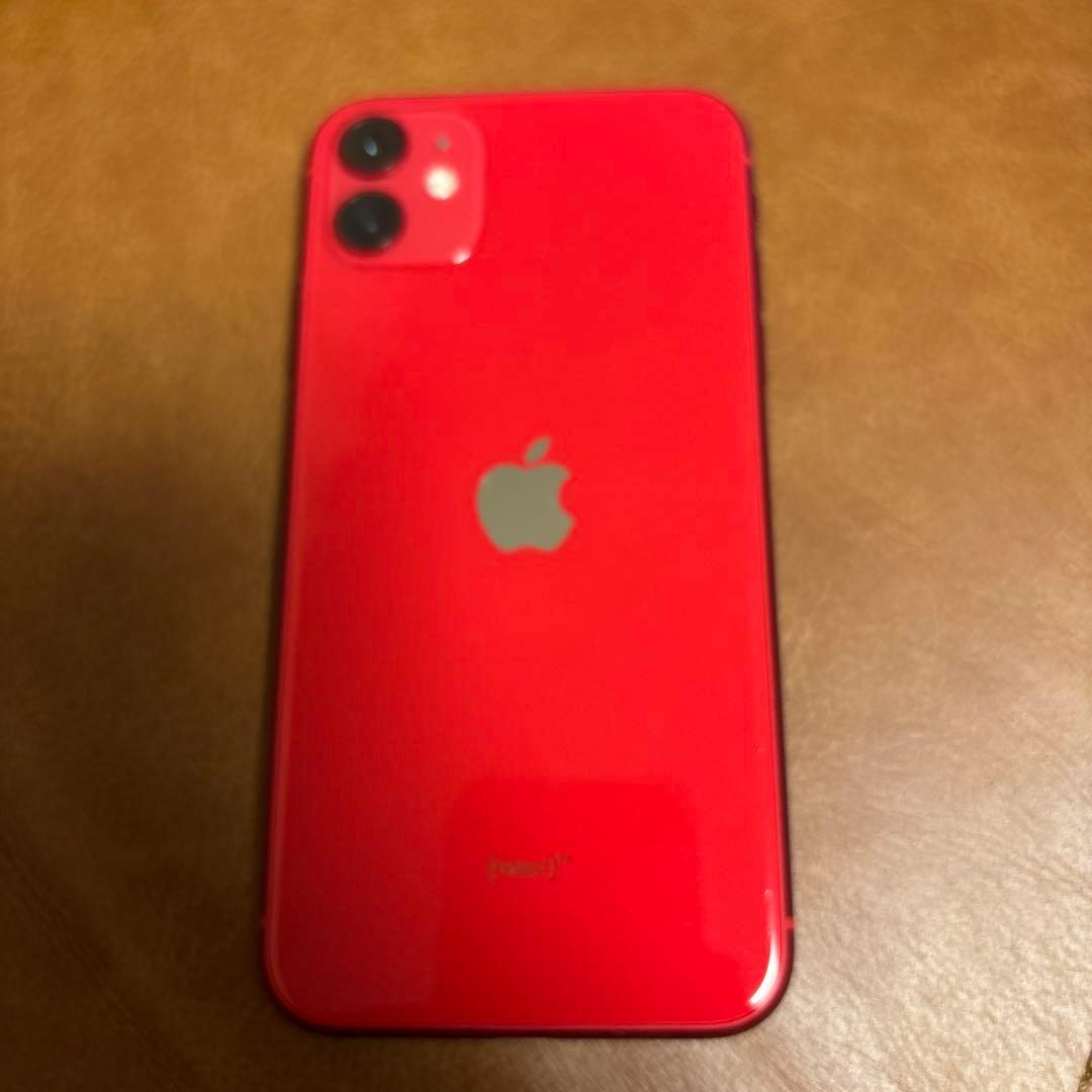 Apple iPhone 11 (赤) 本体