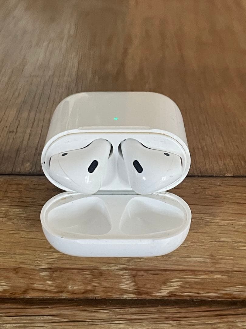 air pods 本体　純正品