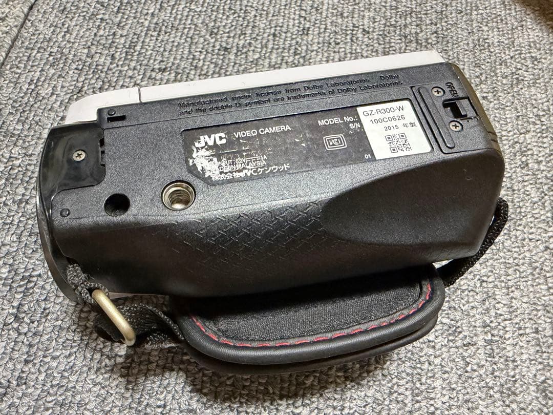 JVC Everio ビデオカメラ GZ-R300-W